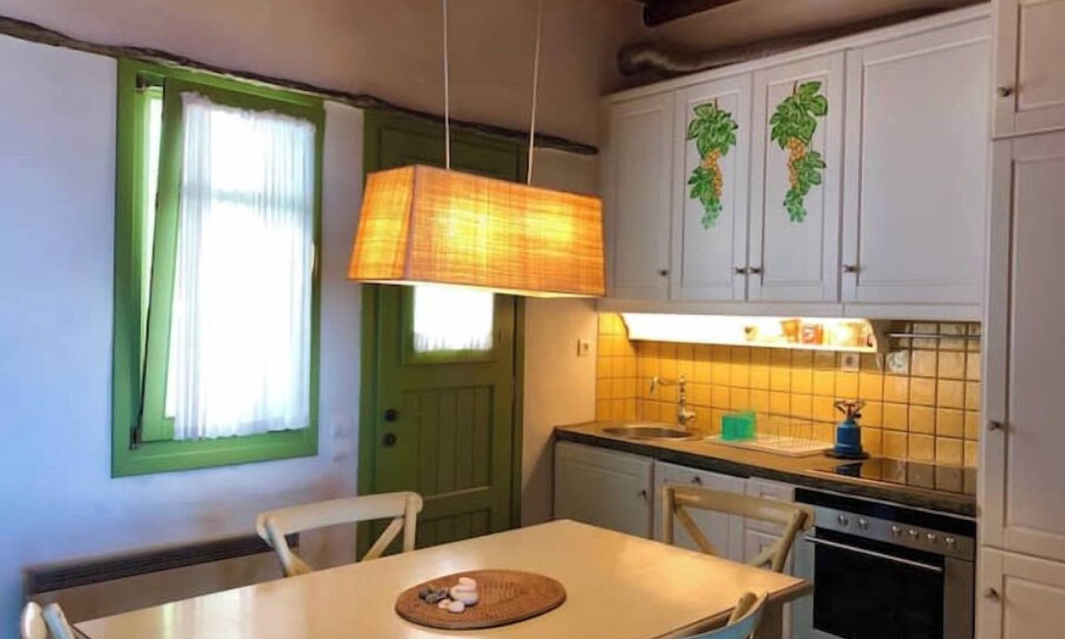 Arnados Apartment | Traditional house in Triantaros