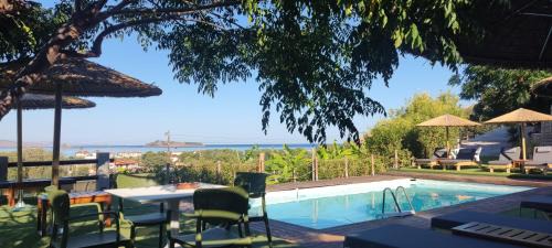 Petra Villa | Troyan Hill Apartments