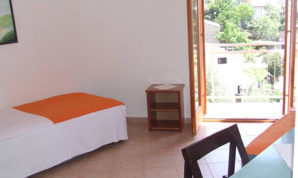 Sveti Stefan Apartment | Two bedrooms,two bathrooms,sea view, 6 per/MONTEN