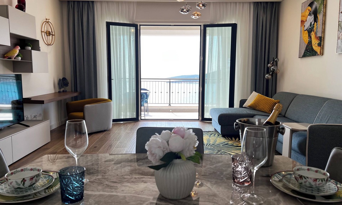 Radovici Apartment | Unique Sea View One Bedroom Apartment in Lustica Marina