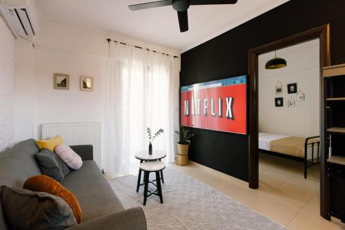 Ano Poli Apartment | Upper City Suite Central Thessaloniki