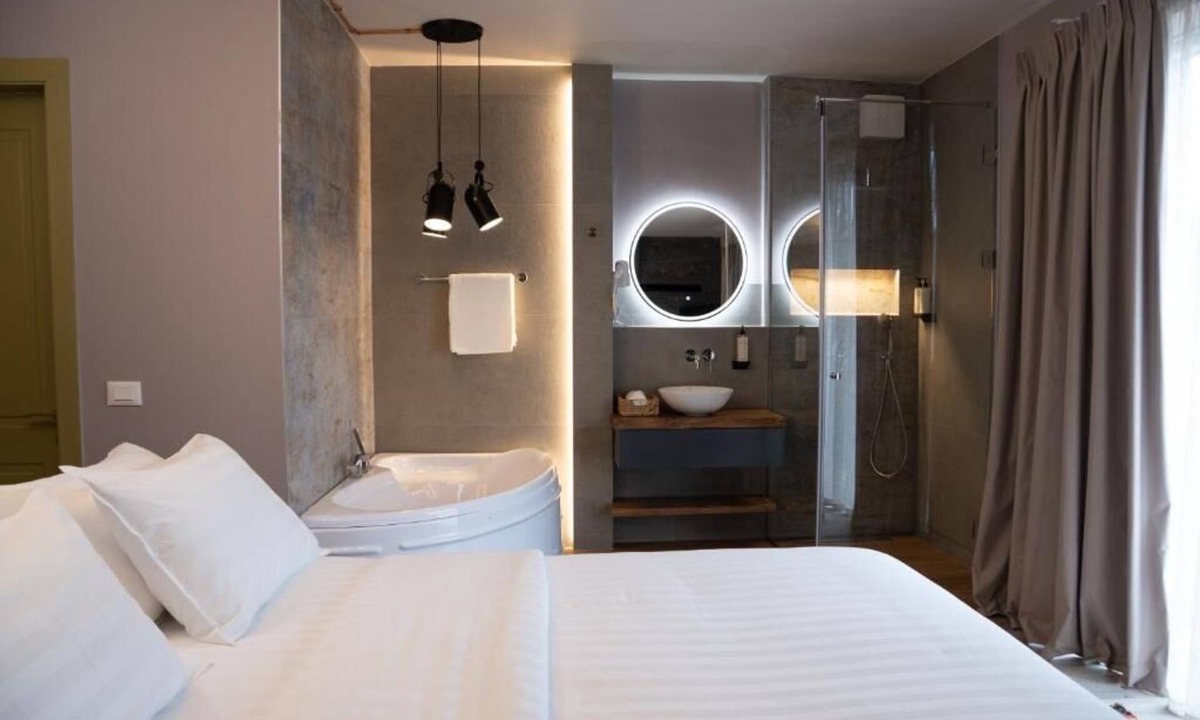 Voskopoje Hotel | Ura e Kovacit Agrotourism