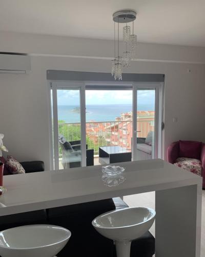 Petrovac Apartment | Urban Apartment