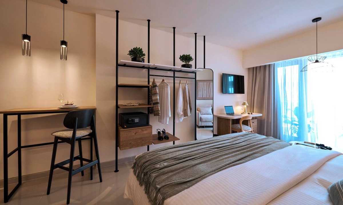 Piraeus Apartment | Urban Residence: Stylish comfort in the heart of Piraeus.