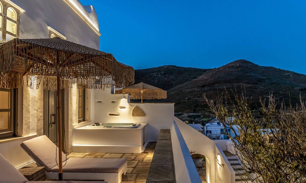 Exomvourgo Bed & Breakfast | Ursa Major Suites