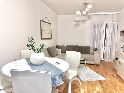Radovici Apartment | Vália