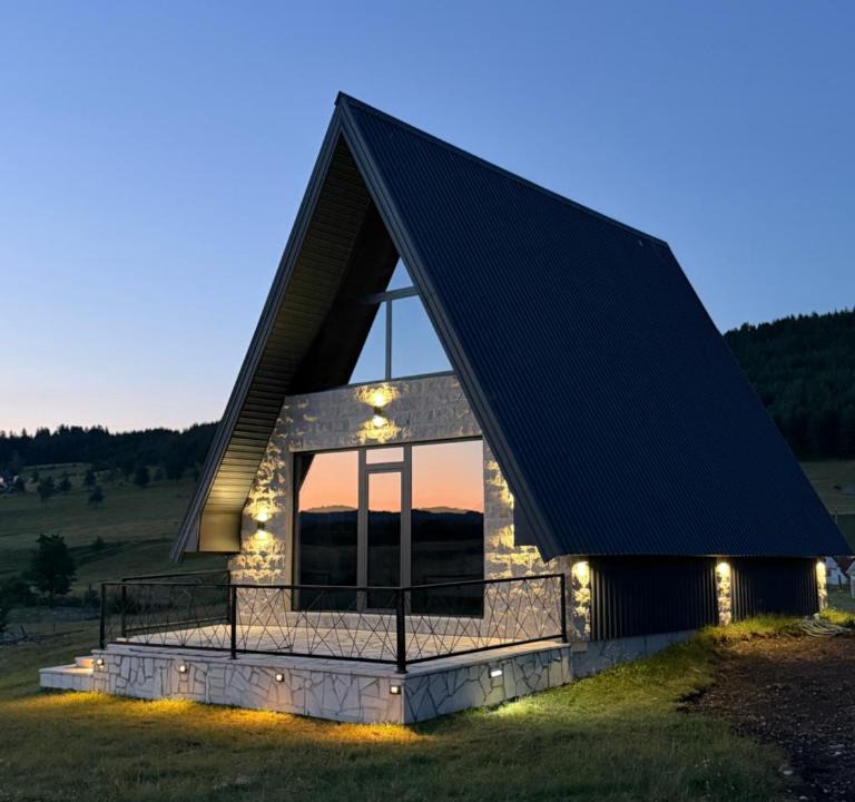 Zabljak Villa | V Chalet