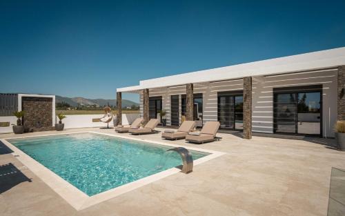Kalpaki Villa | Valley View Villas, By TK Premium Stays