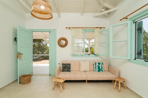 Methoni House | Varka Bungalows