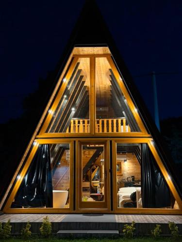 Njegusi Cabin | Veis House