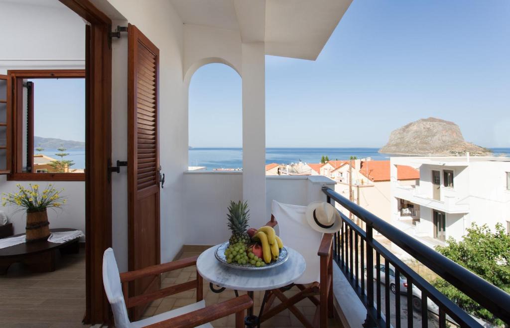 Monemvasia Apartment | Venetia Apartments
