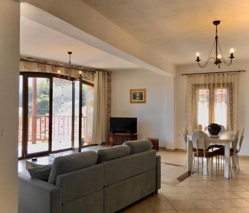 Potamia Apartment | Venetia's Stone House