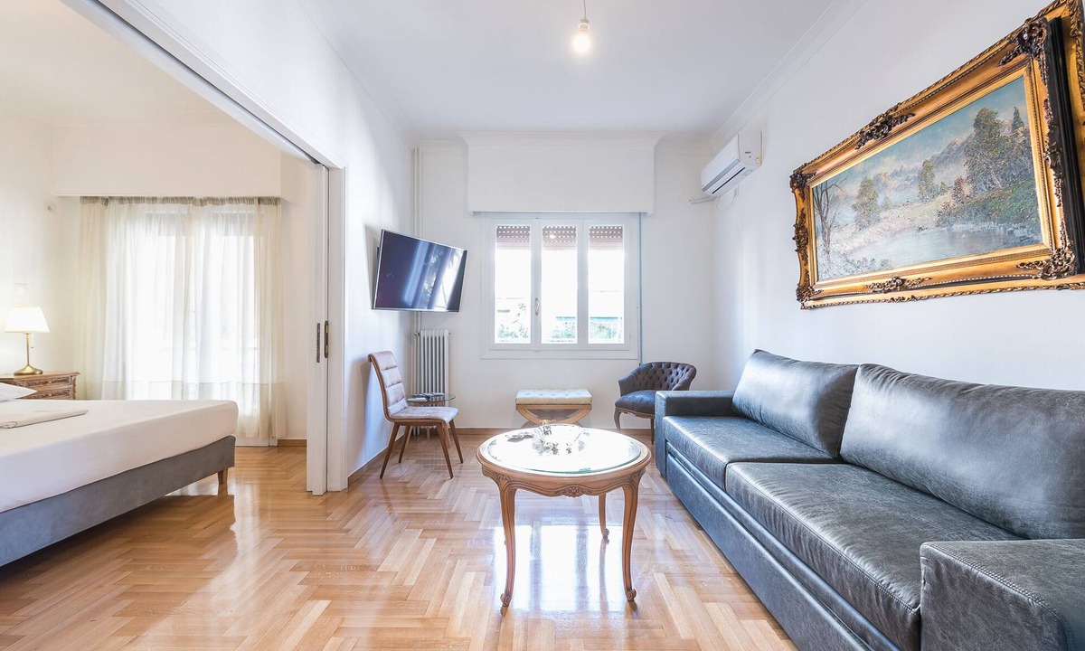 Platia Viktorias Apartment | Victoria Supreme Suite