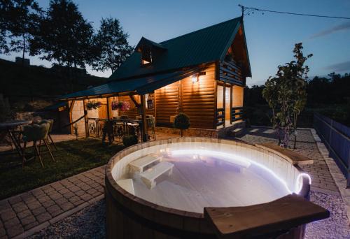 Cetinje House | Vikendica Montenegrina