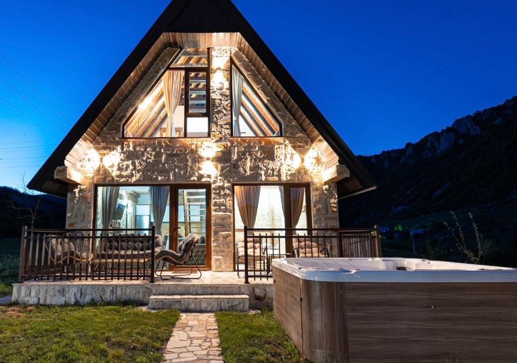 Savnik House | VILA K3 Komarnica