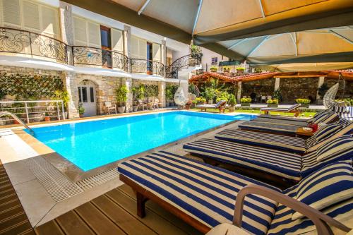 Himare Hotel | Vila Mateus