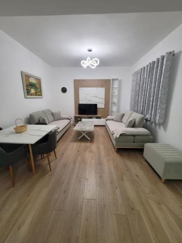 Farke Ski Chalet | Vila Mollanji