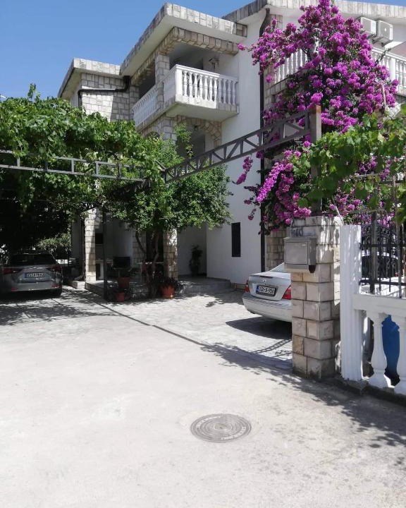 Zeljeznica Apartment | Vila Zora Šušanj