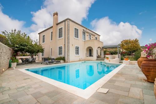 Spetses Villa | Villa 1853, Spetses