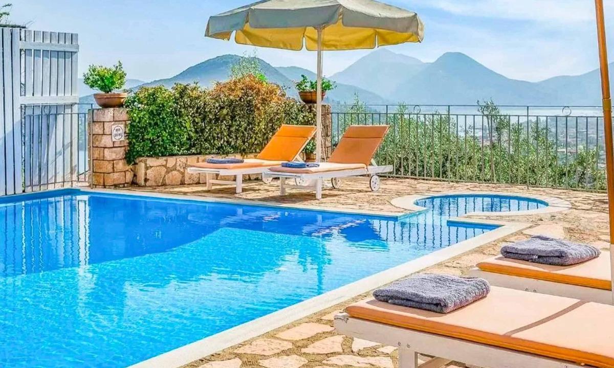 Nidri Villa | Villa Adriani - Two Bedroom Villa, Sleeps 4