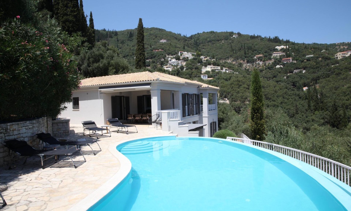 Agni Villa | Villa Agni, Contemporary villa in excellent location just 200 meters from Agni Beach