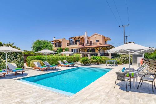 Gennadi Villa | Villa Alnika Acacia by Villa Plus