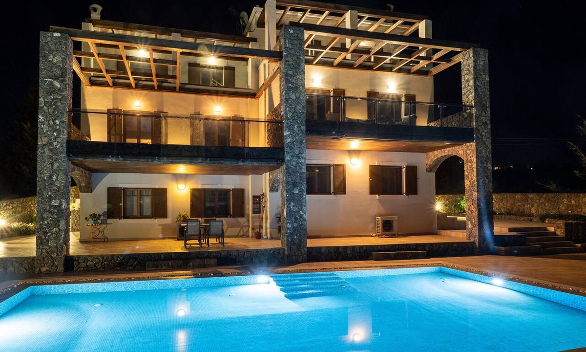 Corfu House | Villa Althea Corfu! 3-Bedroom Villa with pool near Corfu Town