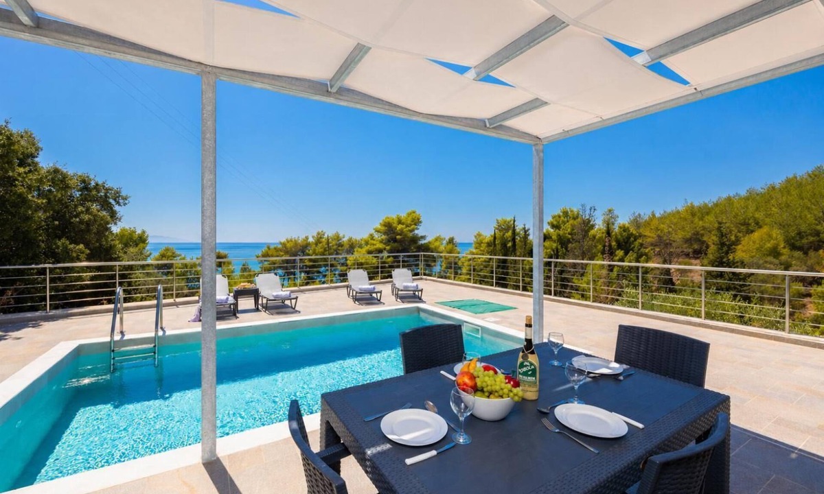Mousata Villa | Villa Angela - Two Bedroom Villa, Sleeps 4