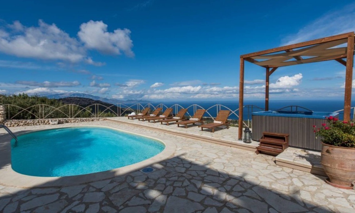 Elation Villa | Villa "Armos" with Sea View, Pool & Wi-Fi