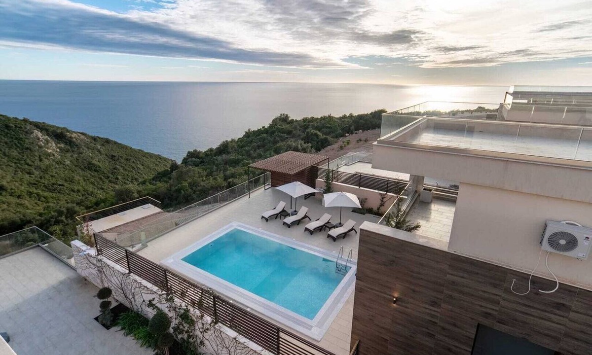 Krimovica Villa | Villa Bianca with Private Pool, Sauna & Spa in Krimovica, Budva Riviera