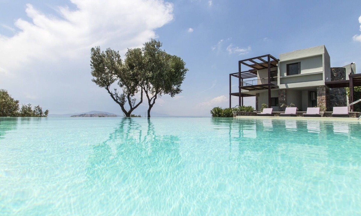Kontos Villa | Villa Carolina in Aegina, Greece by Olive Villa Rentals | 30min by ferry!