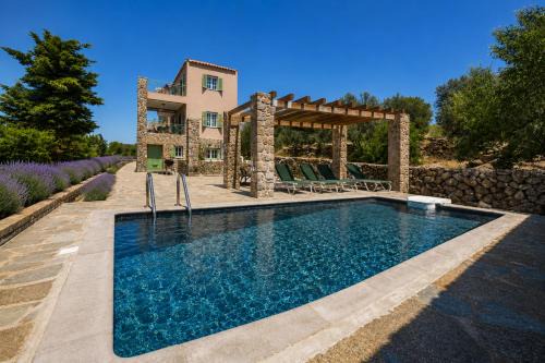 Kontos Villa | Villa Cerise by Upgreat Hospitality
