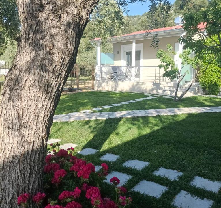 Megalos Prinos House | Villa Christos Family Bungalow Pachis Beach-Glyfoneri