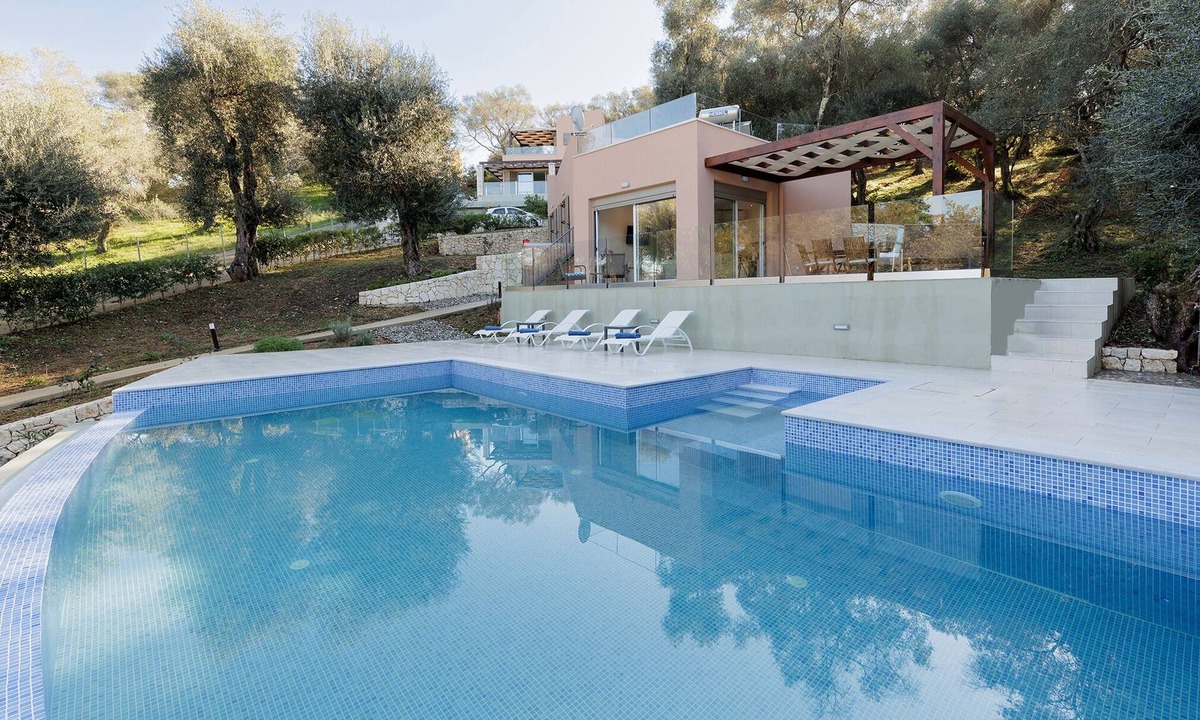 Petaleia Villa | Villa Coco Avlaki Beach