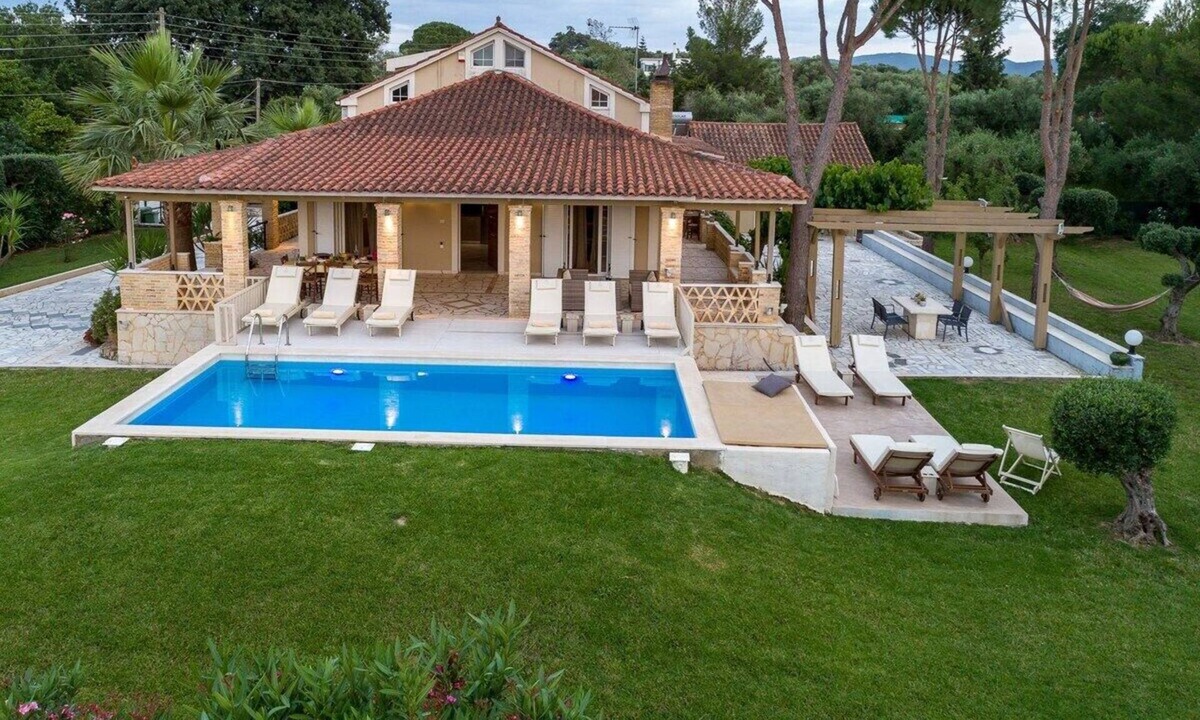 Pantokratoras Villa | Villa Crystal with Private Pool – Zakynthos