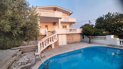 Utjeha Villa | Villa Dedin