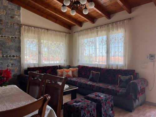 Mbrostar-Urë Villa | Villa Dhimo Peaceful Getaway 30min From Vlorë