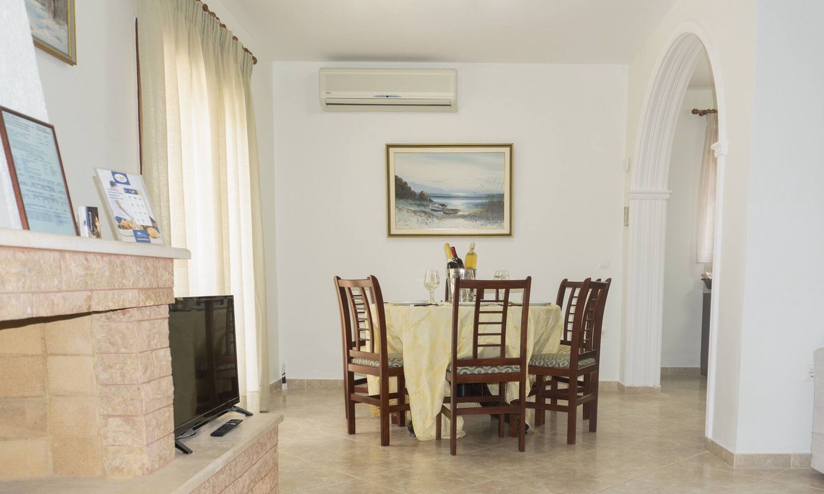 Kato Korakiana House | Villa Doukas A Place to Relax