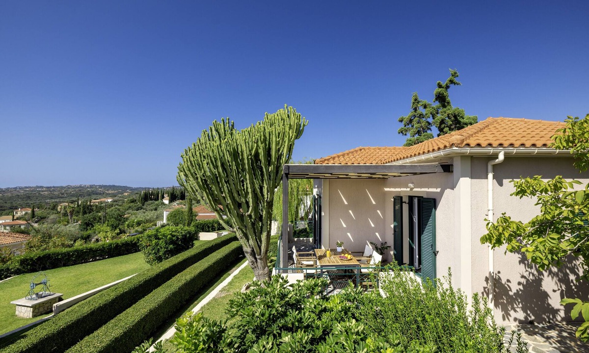 Leivathos Apartment | Villa Eirini with Sea View