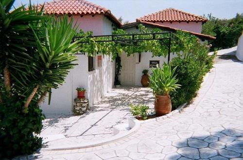 Troulos Apartment | Villa Elpiniki