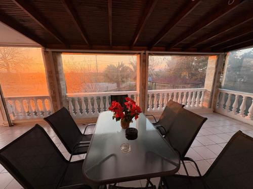 Topeiros Villa | Villa Emara Mangana