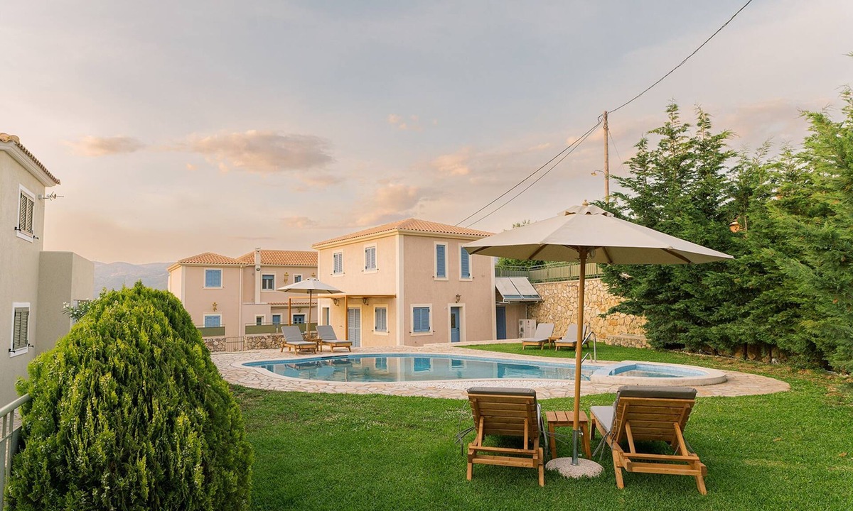 Menegata Villa | Villa Emelia with shared pool