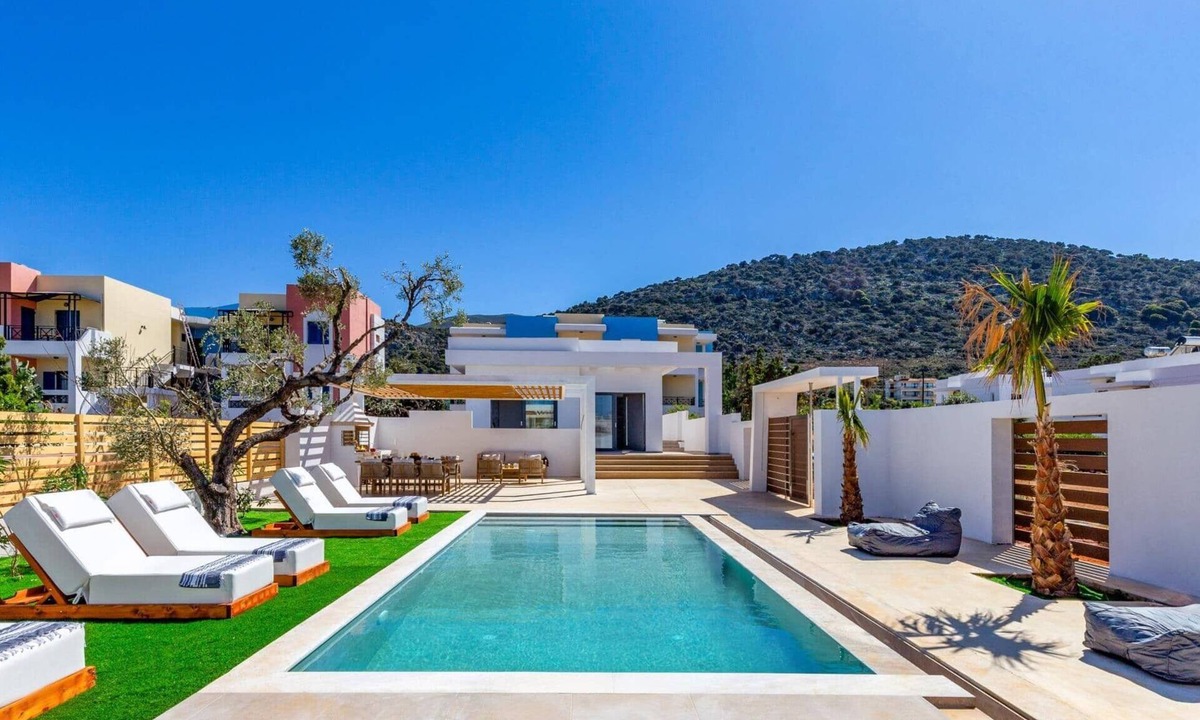 Malia Villa | Villa Envy by Villa Plus