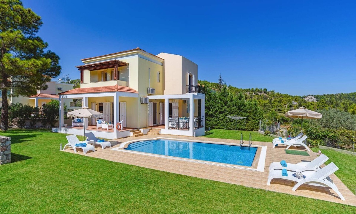 Archangelos Villa | Villa Ermis Springs by Villa Plus