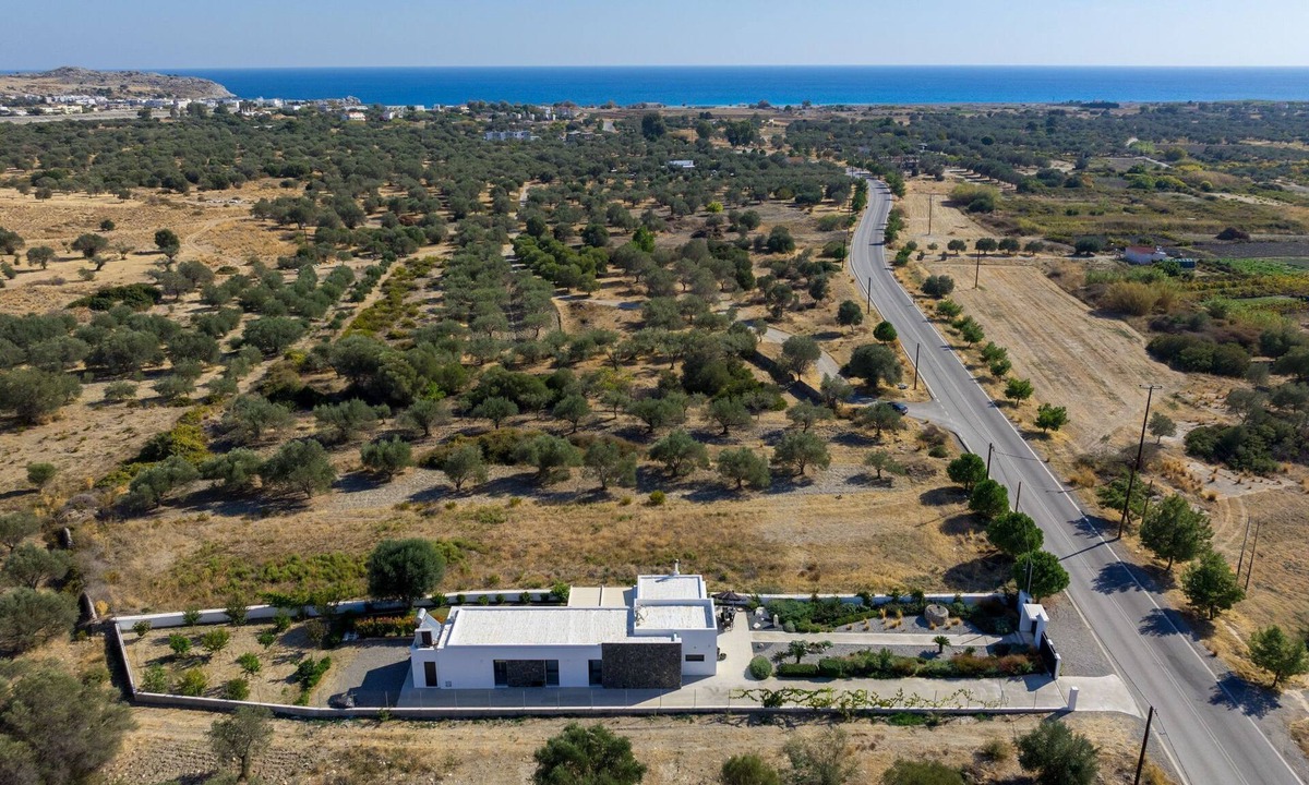 Archangelos House | "Villa Galini" by Interhome