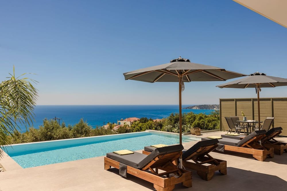 Vlachata Villa | Villa George with Private Pool