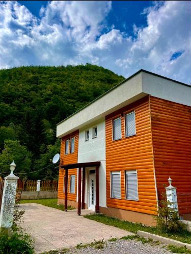 Pejë Apartment | Villa Gryka