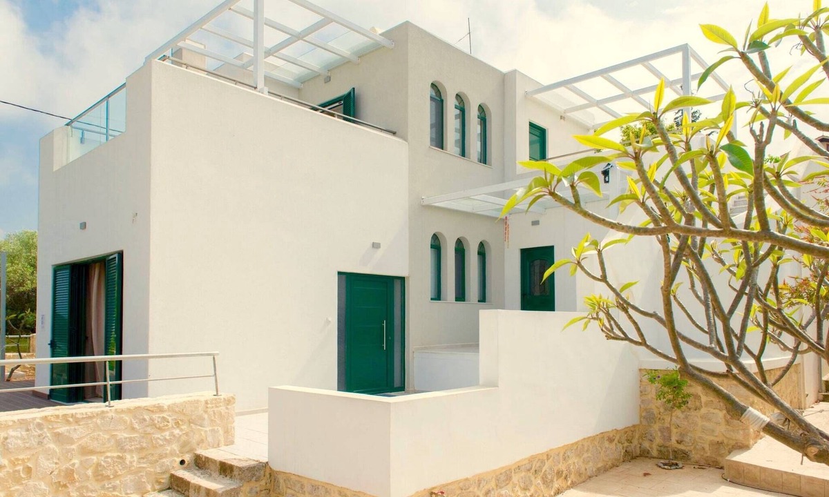 Gerani Villa | Villa in Gerani with Pool and Sea Views