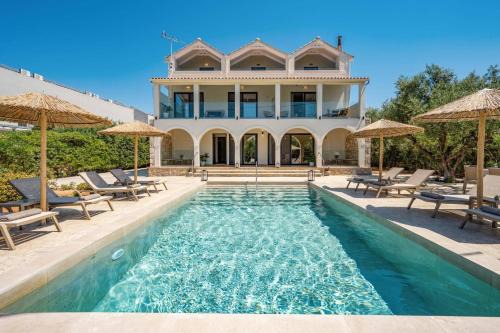 Ano Vasilikos Villa | Villa Ionio Serenity by Villa Plus