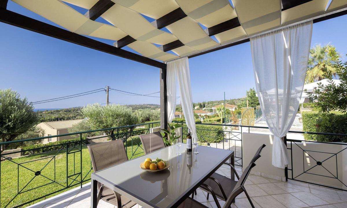 Leivathos Apartment | Villa Iria with Sea View